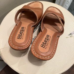 STEPS HUSH PUPPIES SLIP ONS